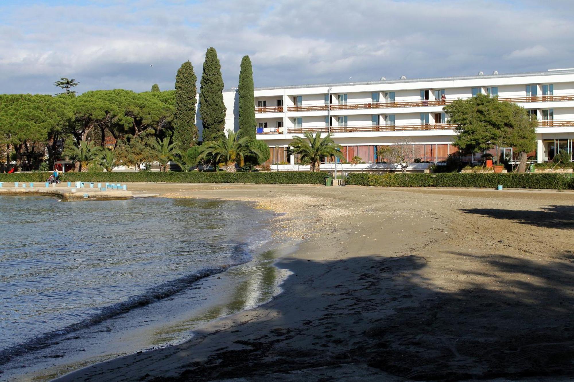 Family Friendly Apartments With A Swimming Pool Zadar - 18098 Kültér fotó