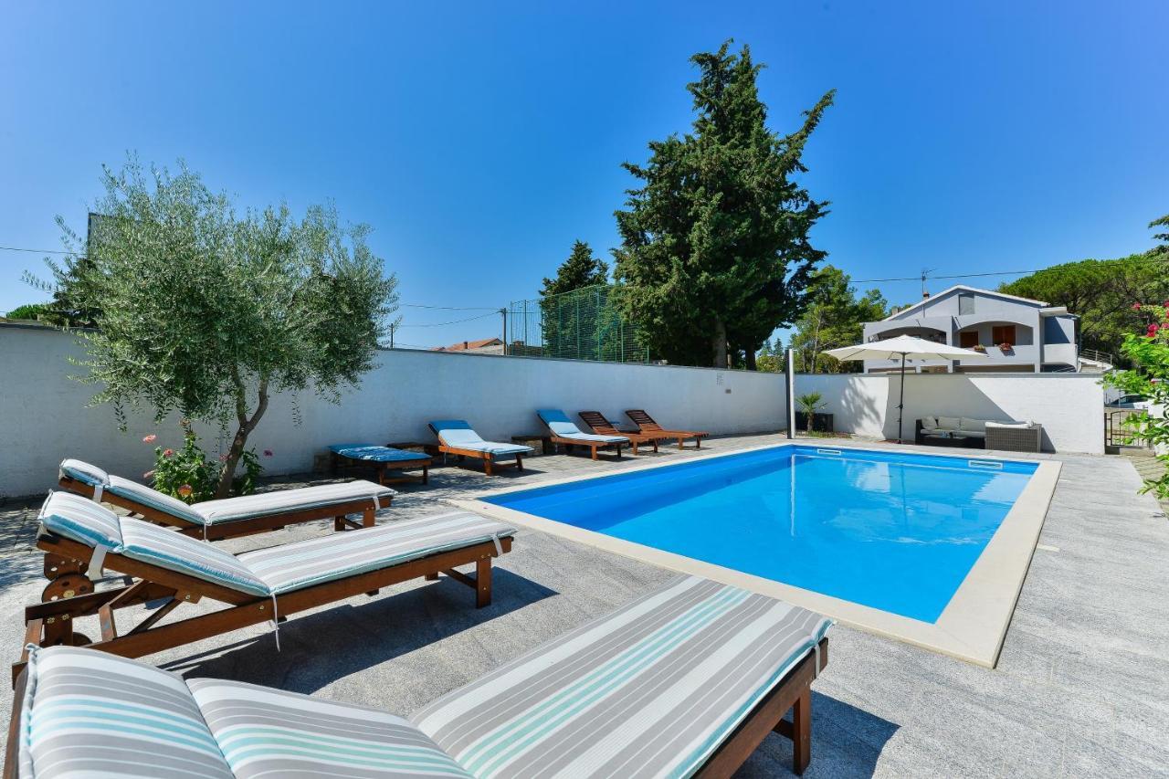 Family Friendly Apartments With A Swimming Pool Zadar - 18098 Kültér fotó